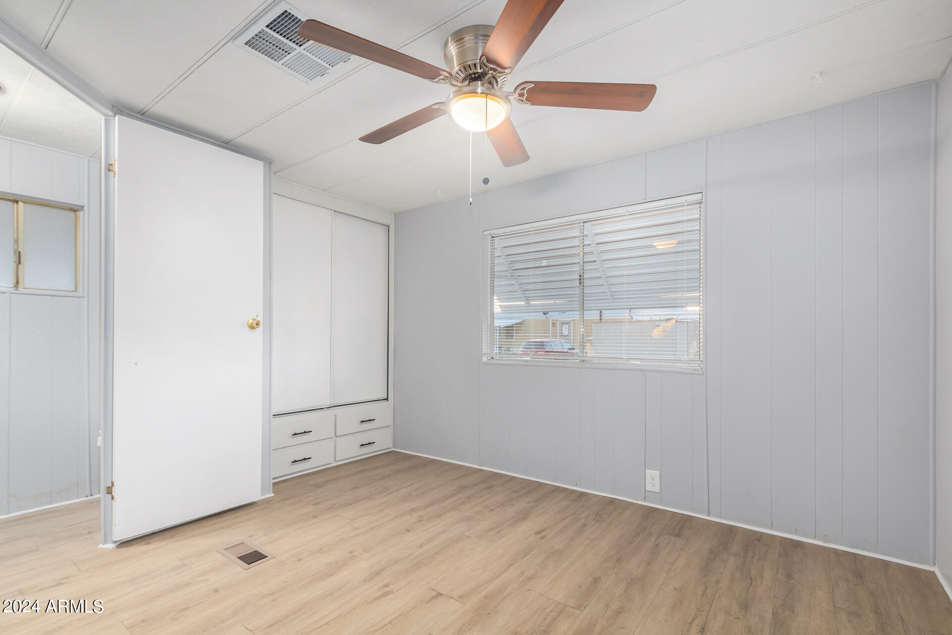 16225 North Cave Creek Road, Unit 140 Phoenix, AZ 85032 - Photo 11 of 19 24 - Cave Creek #140