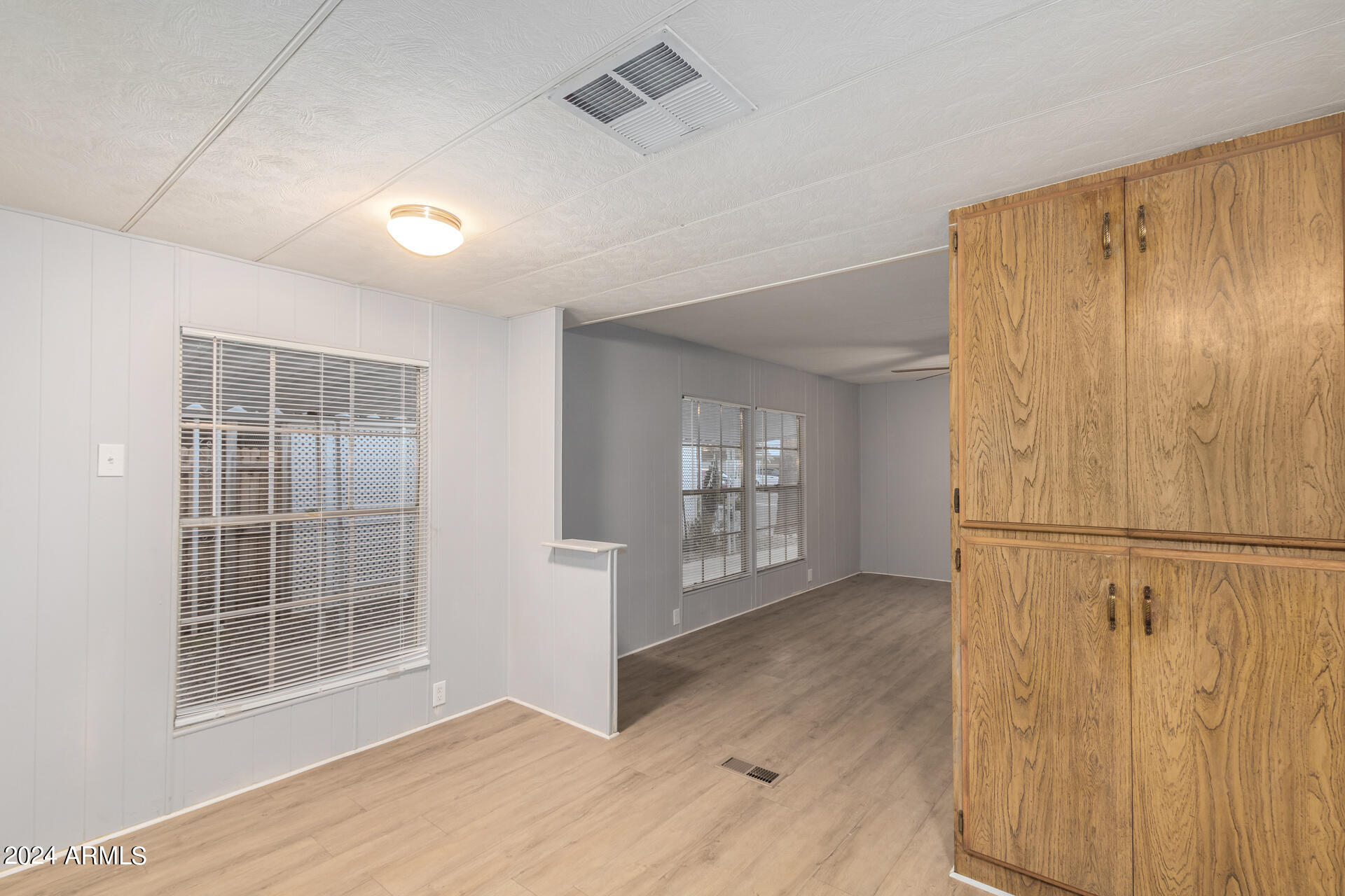 16225 North Cave Creek Road, Unit 140 Phoenix, AZ 85032 - Photo 8 of 19 20 - Cave Creek #140