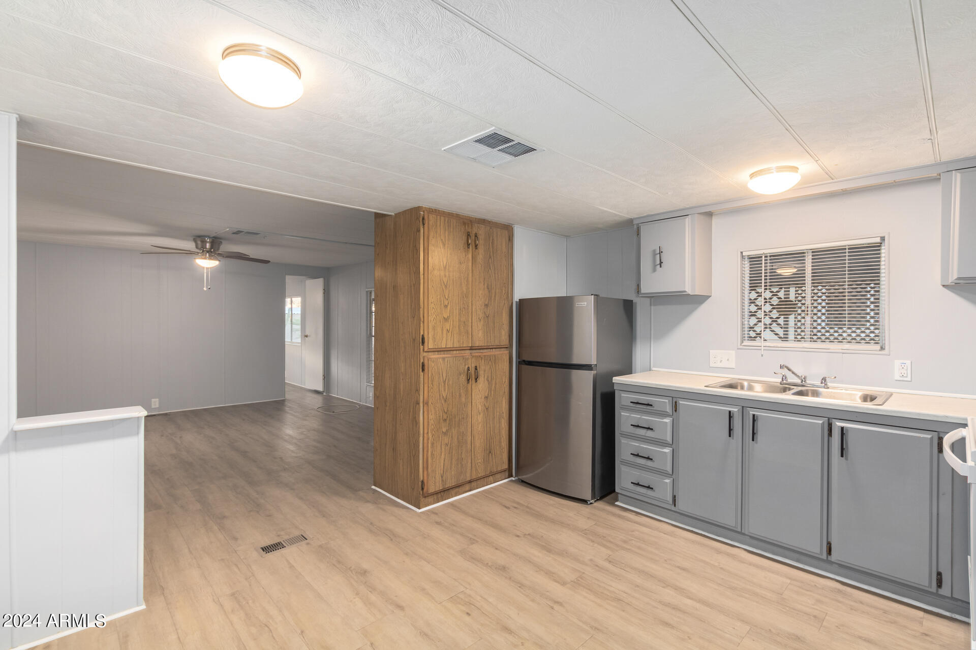16225 North Cave Creek Road, Unit 140 Phoenix, AZ 85032 - Photo 9 of 19 21 - Cave Creek #140