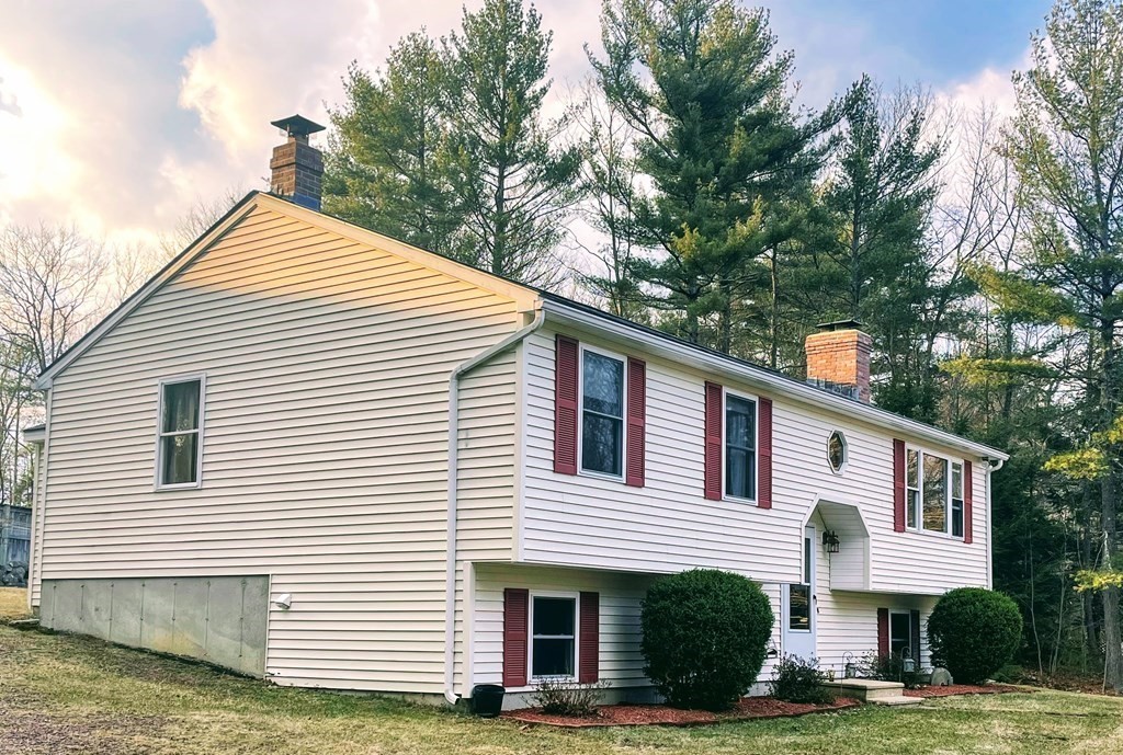 12 Healdville Road Hubbardston, MA 01452 - Photo 1 of 15 Gallery Image 1