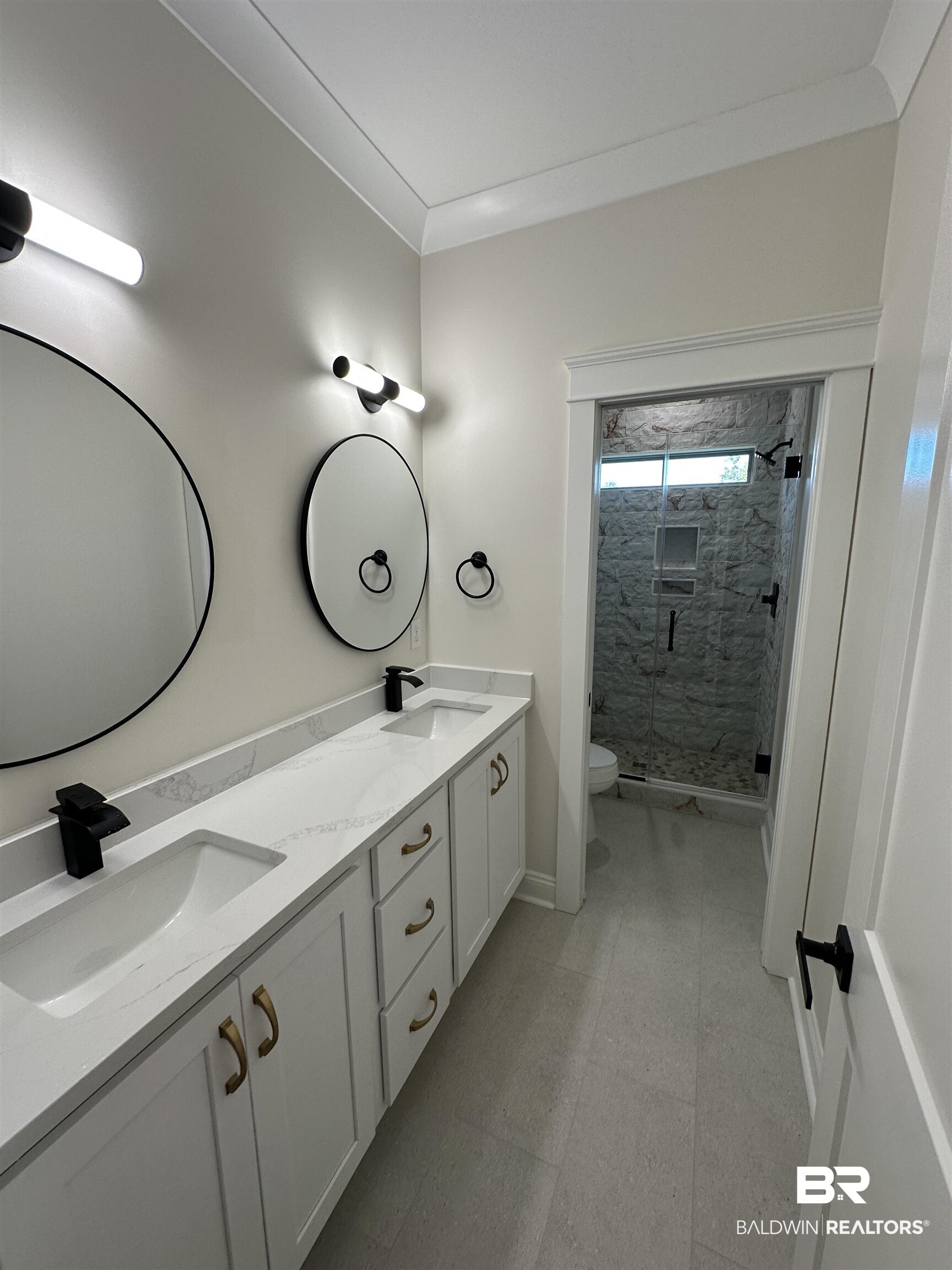 17415 Burwick Loop Fairhope, AL 36532 - Photo 20 of 29 Bathroom