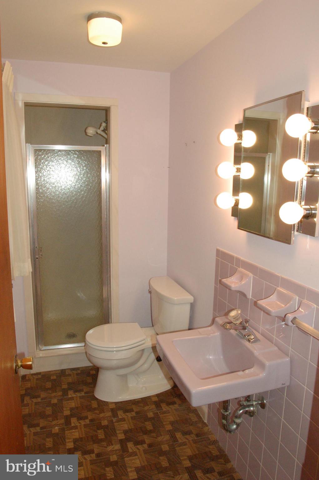 2306 Beacon Hill Road Lancaster, PA 17601 - Photo 13 of 22 Gallery Image 13