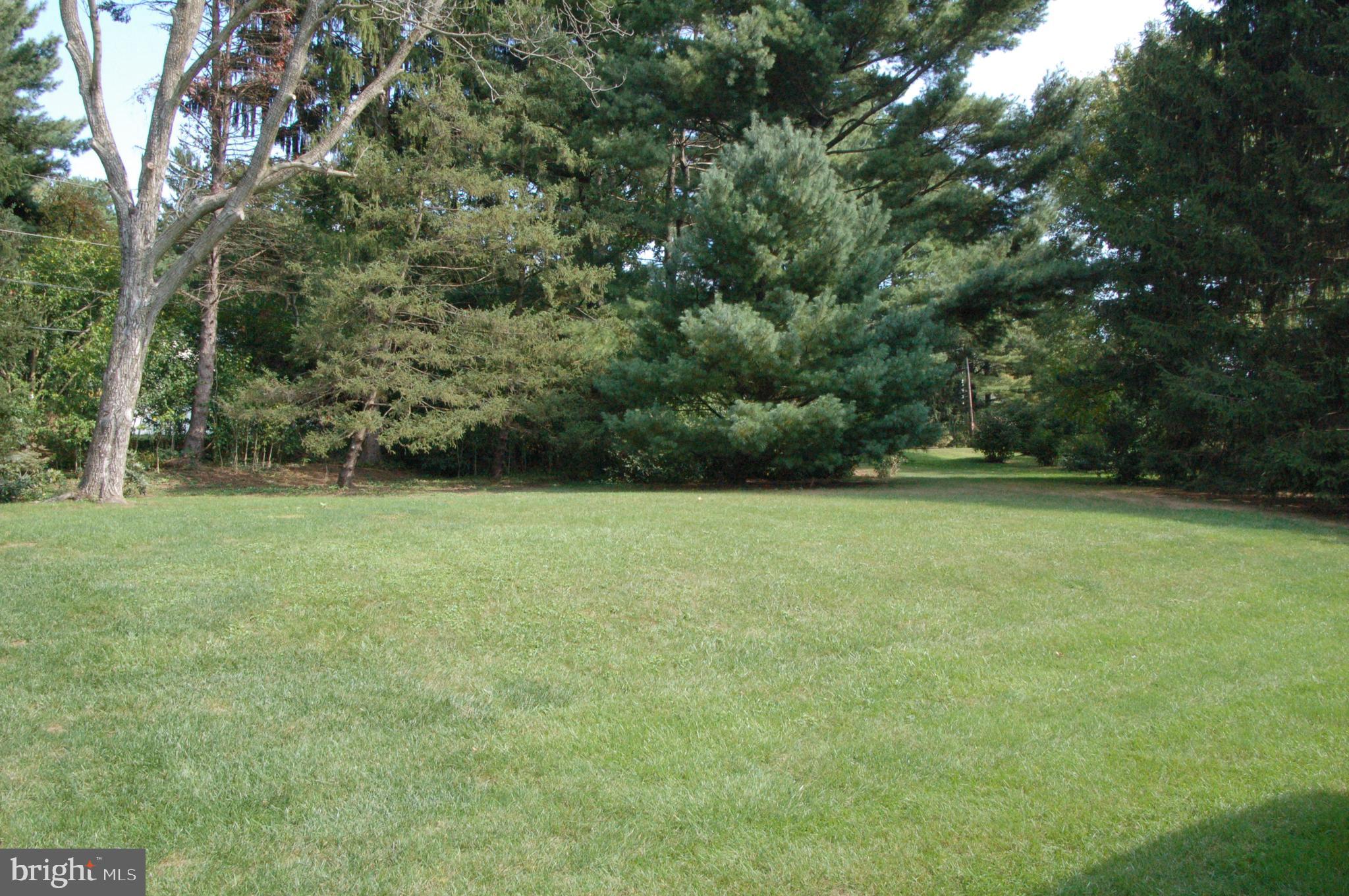 2306 Beacon Hill Road Lancaster, PA 17601 - Photo 18 of 22 Gallery Image 18
