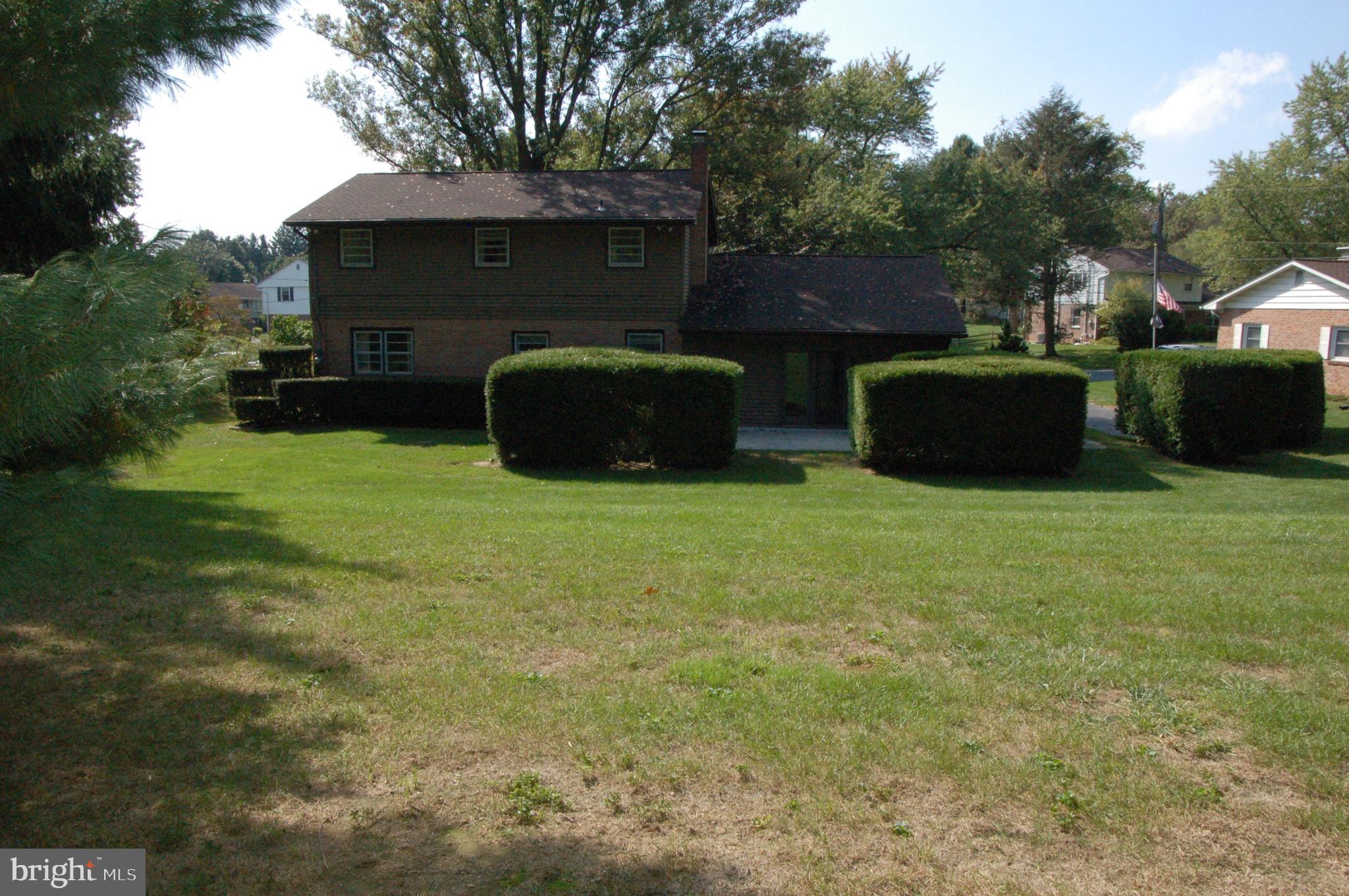 2306 Beacon Hill Road Lancaster, PA 17601 - Photo 19 of 22 Gallery Image 19