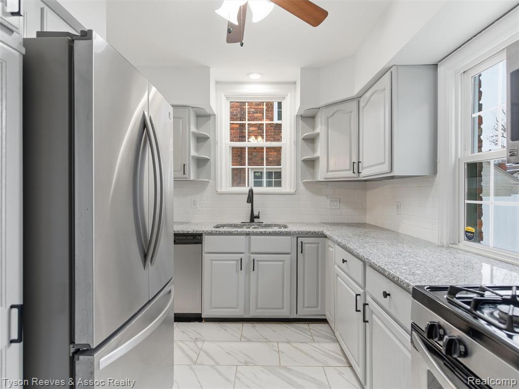 14405 Stahelin Road Detroit, MI 48223 - Photo 17 of 38 Gallery Image 17