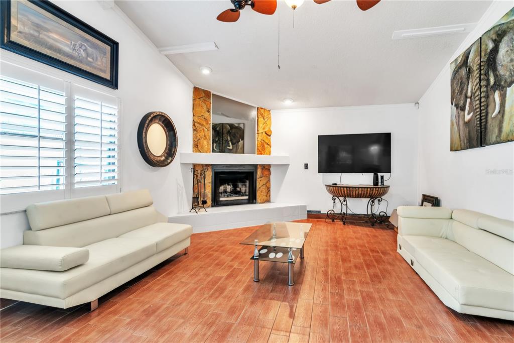 2917 Cypress Ridge Palm Harbor, FL 34684 - Photo 10 of 38