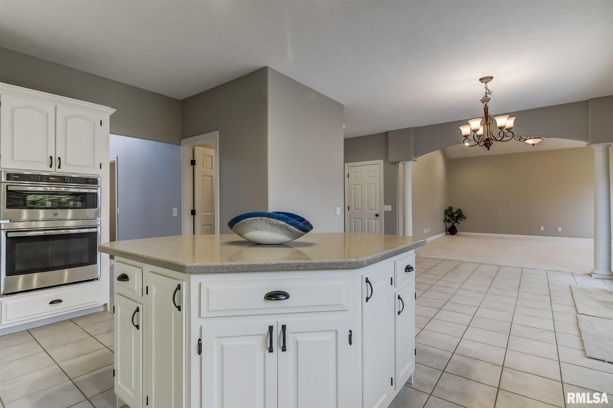 4908 Quail Chase Springfield, IL 62711 - Photo 12 of 47