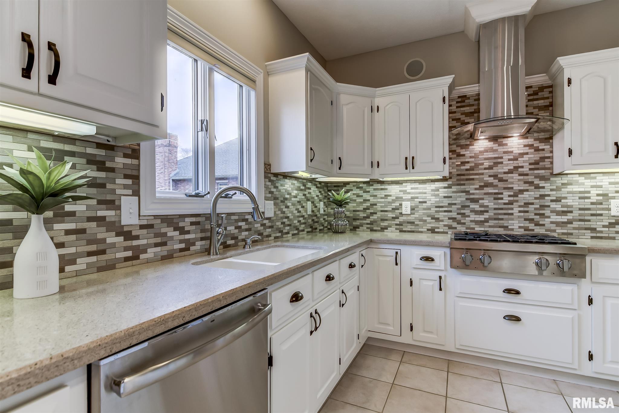 4908 Quail Chase Springfield, IL 62711 - Photo 10 of 47