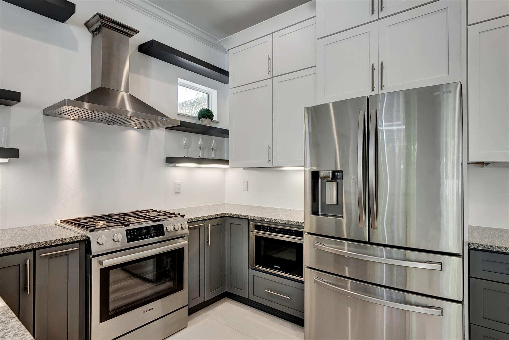 500 Northeast Wavecrest Way Boca Raton, FL 33432 - Photo 13 of 39 Photo 13