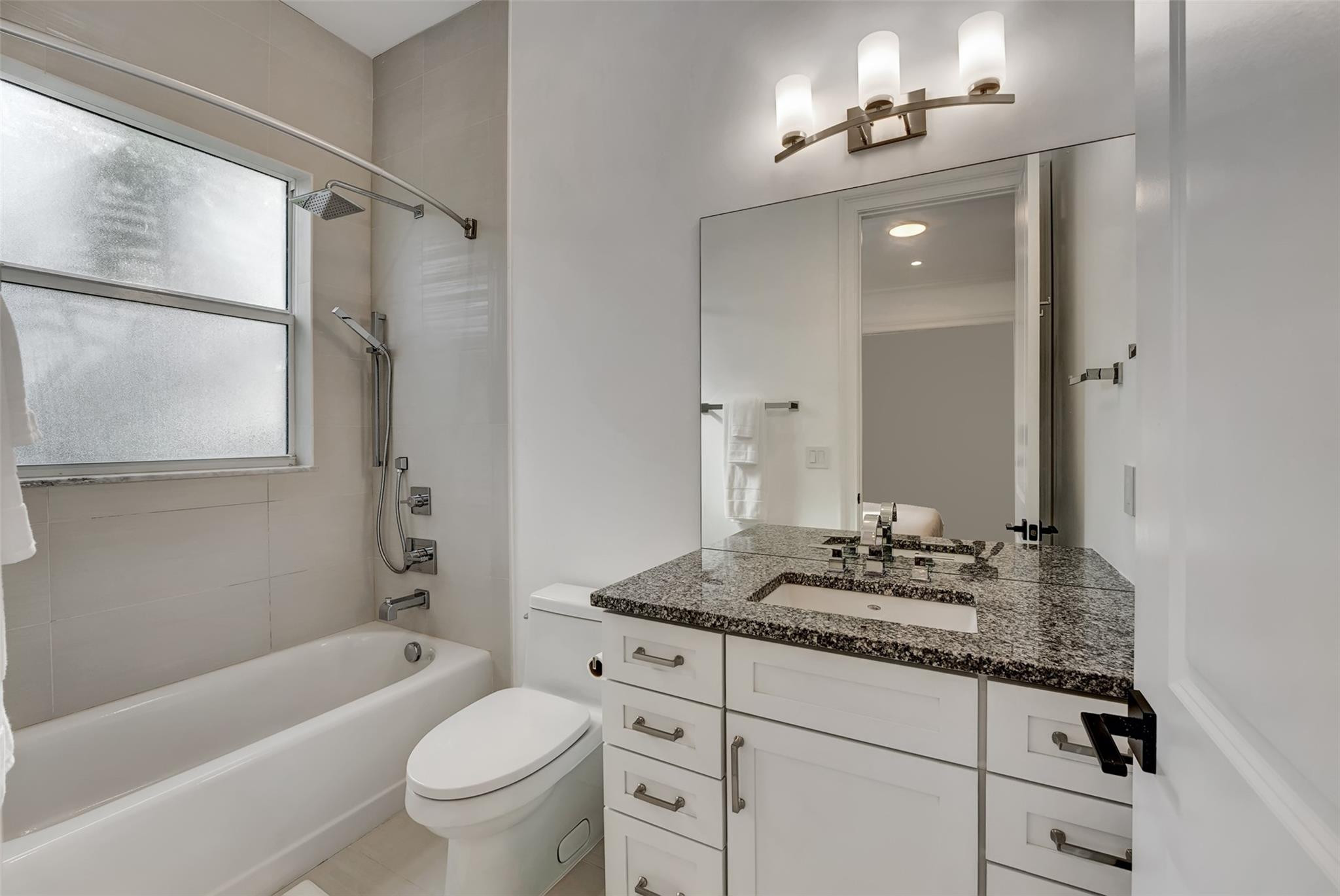 500 Northeast Wavecrest Way Boca Raton, FL 33432 - Photo 21 of 39 Photo 21