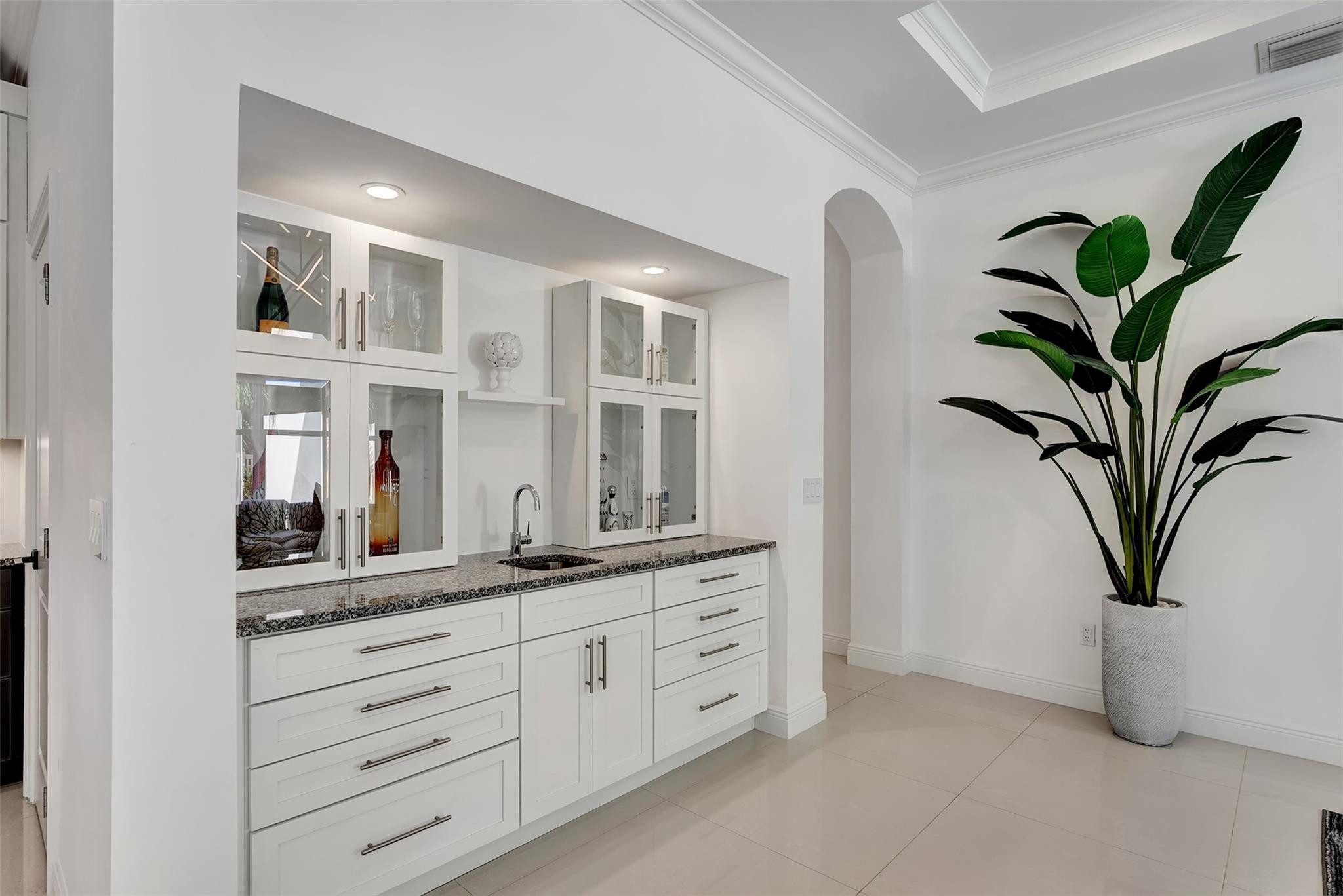 500 Northeast Wavecrest Way Boca Raton, FL 33432 - Photo 10 of 39 Photo 10