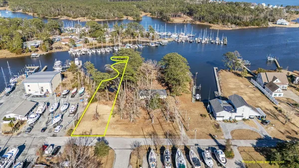 $150,000 | 1238 Neuse Drive, Oriental, NC 28571
