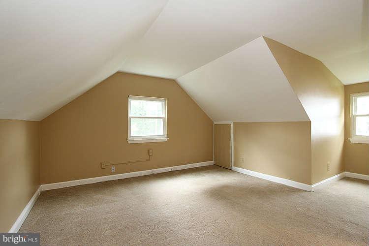 711 Dryden Street Silver Spring, MD 20901 - Photo 26 of 30 Bedroom