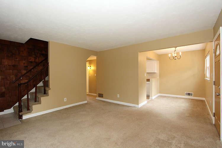 711 Dryden Street Silver Spring, MD 20901 - Photo 8 of 30 Family Room