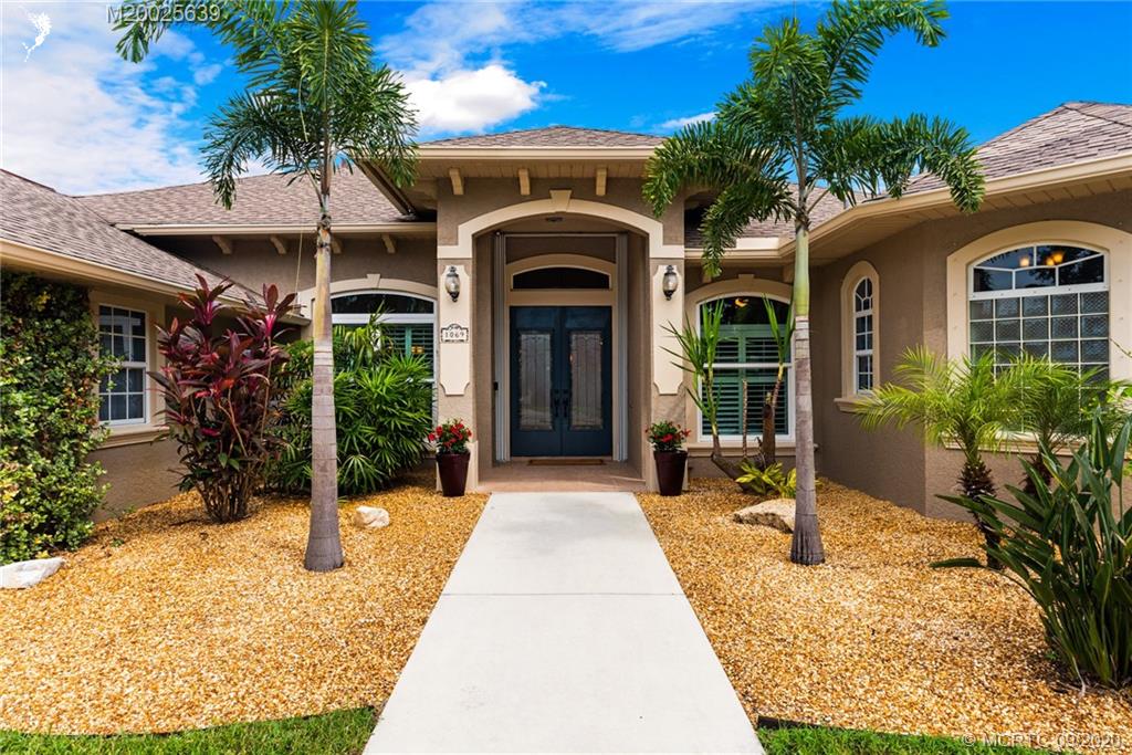 1069 Southwest Rio Vista Way Palm City, FL 34990 - Photo 14 of 47 Gallery Image 14