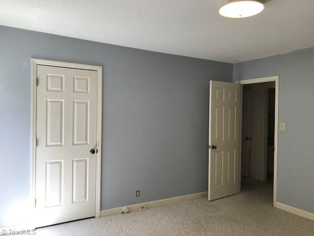 627 Barrocliff Road Clemmons, NC 27012 - Photo 10 of 28 Gallery Image 10