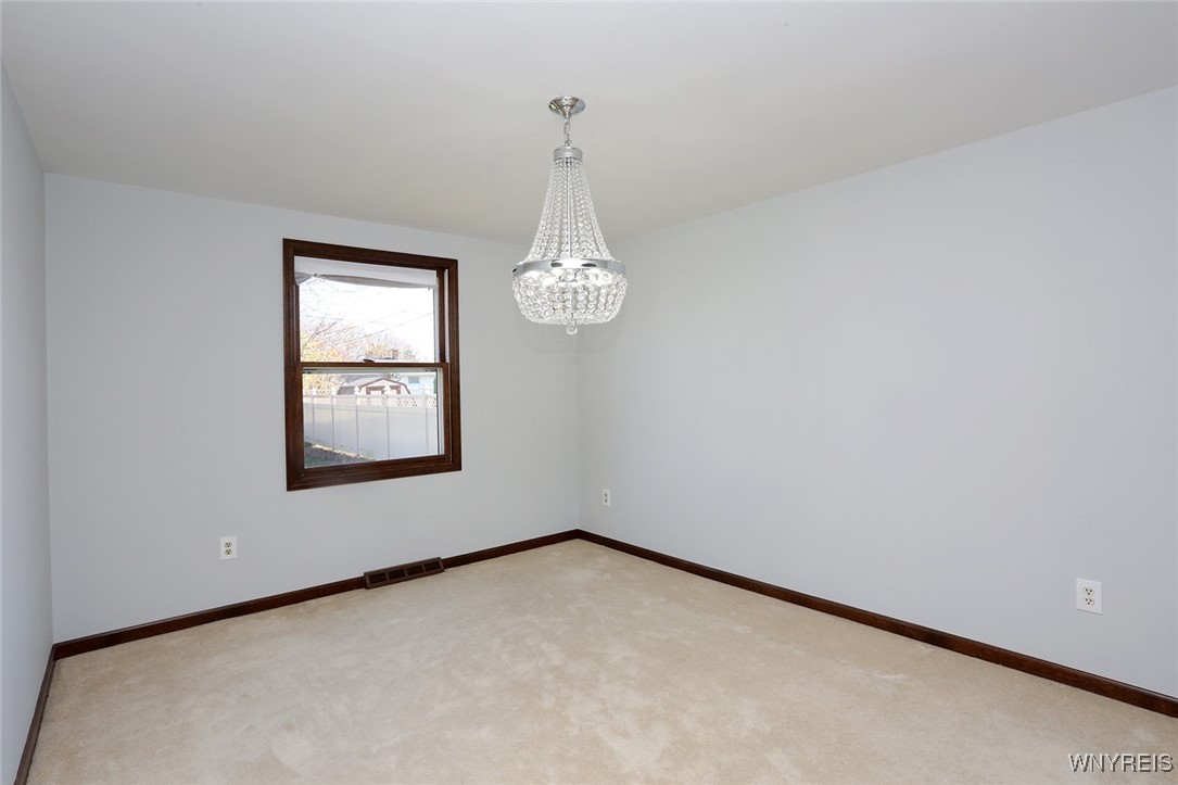 69 Forestview Drive Lancaster, NY 14043 - Photo 17 of 45