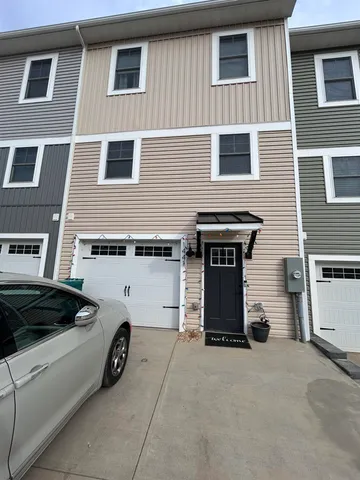 $2,100 | 1441 Derby Drive, Harrisonburg, VA 22801