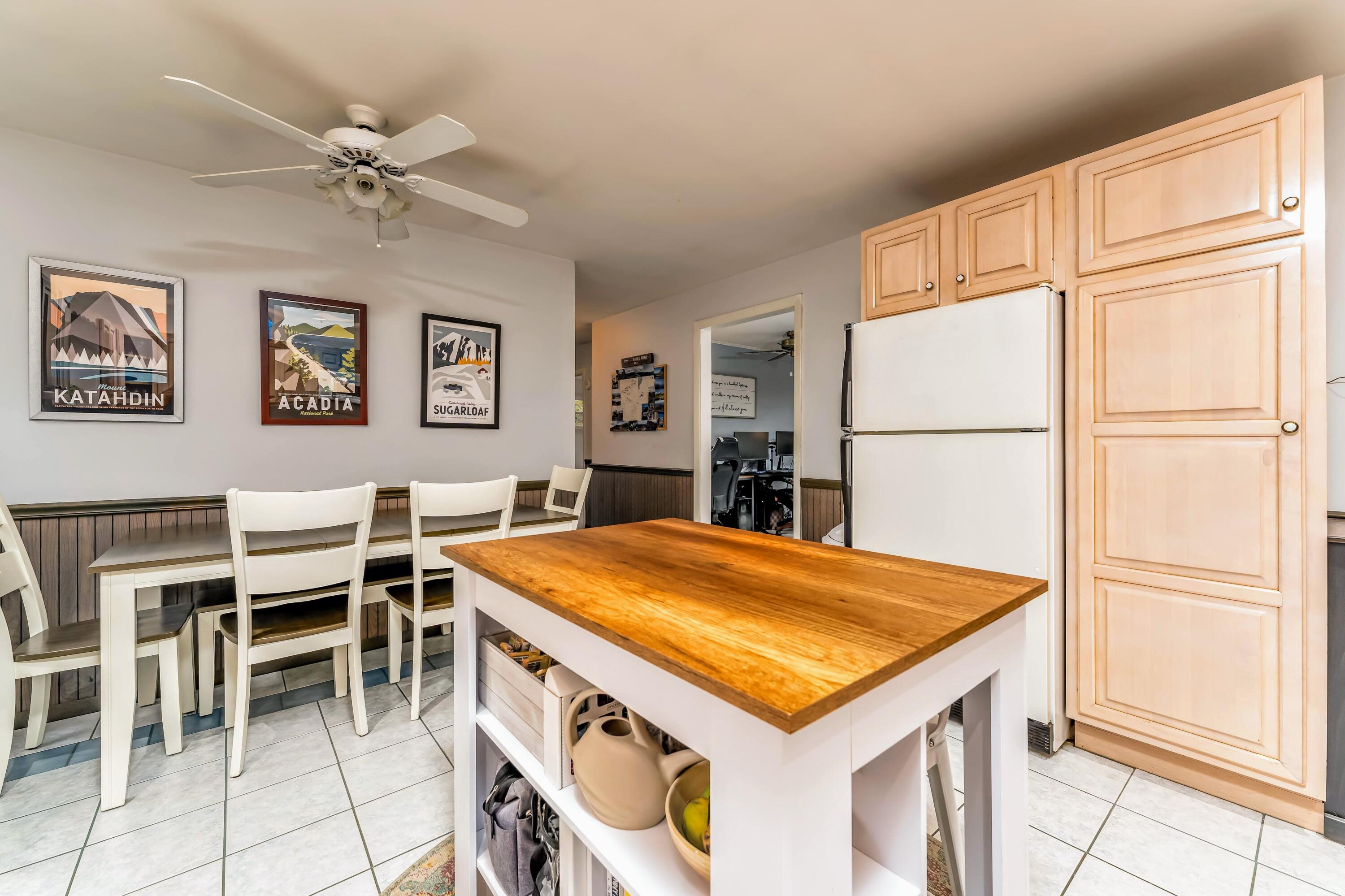 225 Vickery Road Auburn, ME 04210 - Photo 11 of 59 DSC06252