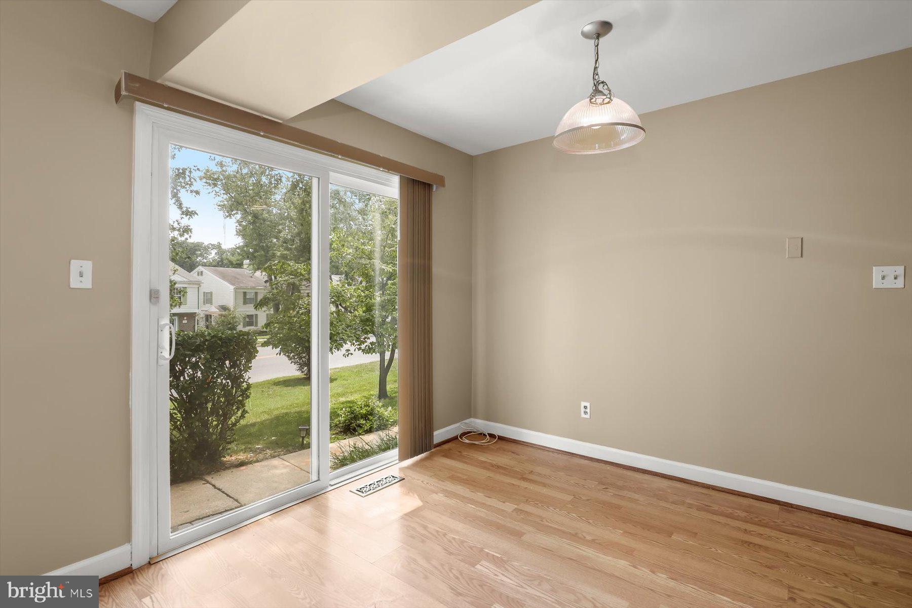 3 Benwell Road, Unit D Reisterstown, MD 21136 - Photo 5 of 25 Dining