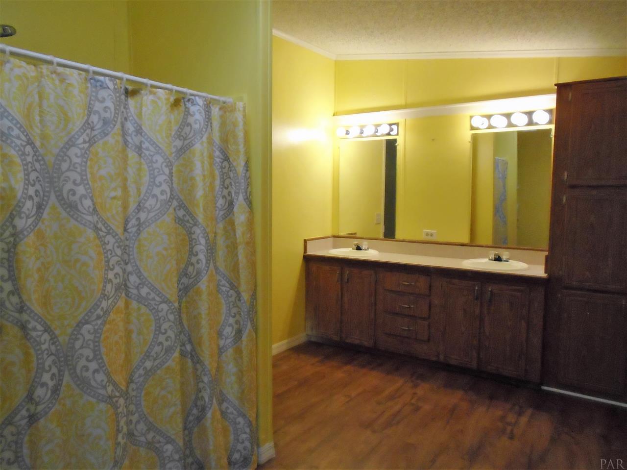 4411 B B Lowery Road Milton, FL 32583 - Photo 17 of 47 Gallery Image 17