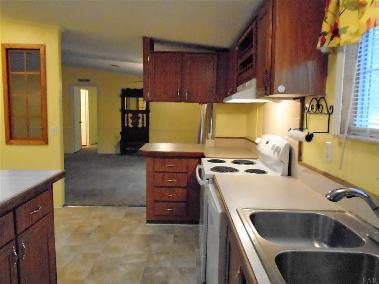 4411 B B Lowery Road Milton, FL 32583 - Photo 10 of 47 Gallery Image 10
