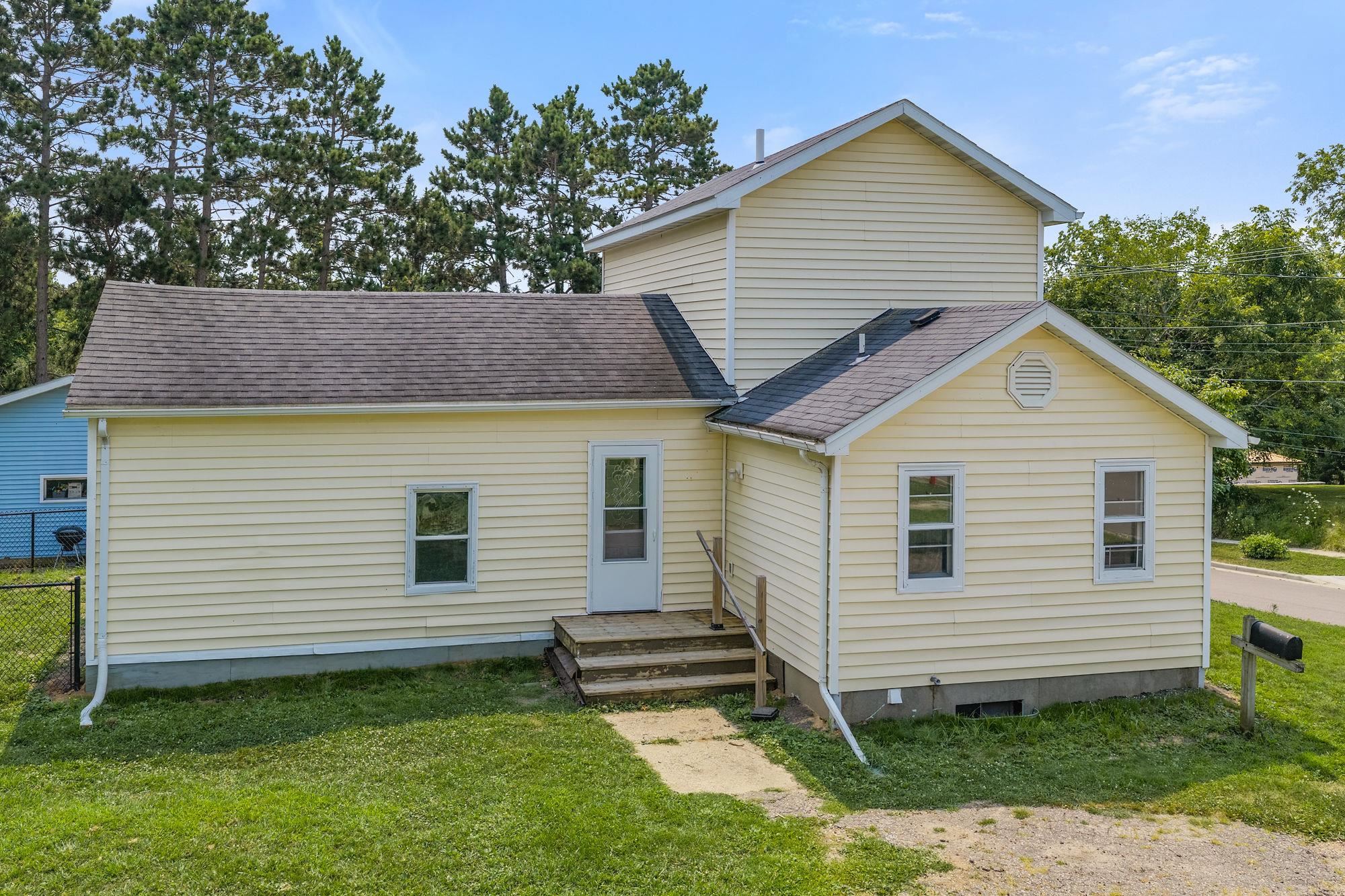 422 Ridge Street Baraboo, WI 53913 - Photo 34 of 43 Gallery Image 34