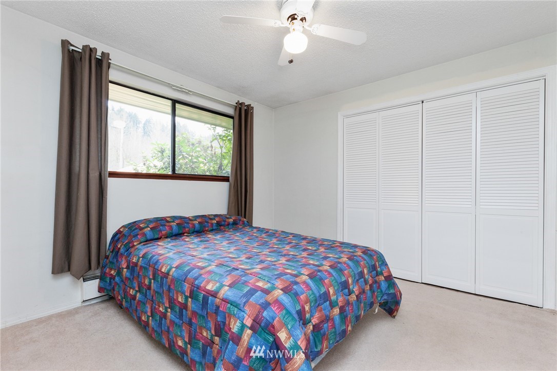 15408 Southeast Jones Road Renton, WA 98058 - Photo 26 of 40