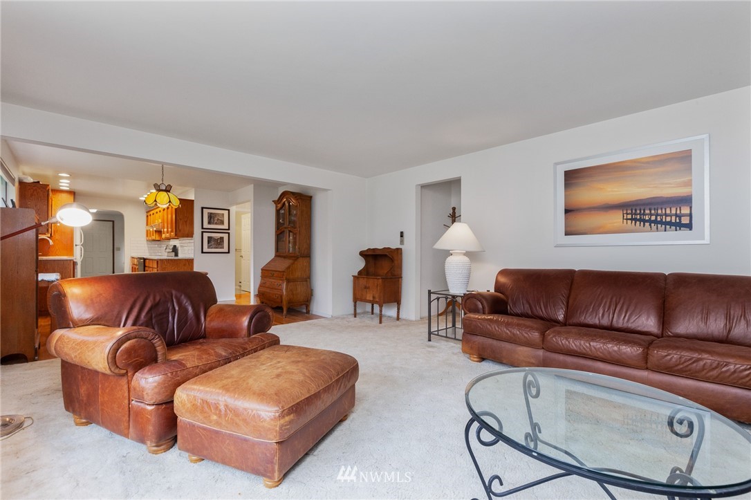 15408 Southeast Jones Road Renton, WA 98058 - Photo 6 of 40 a living room with furniture