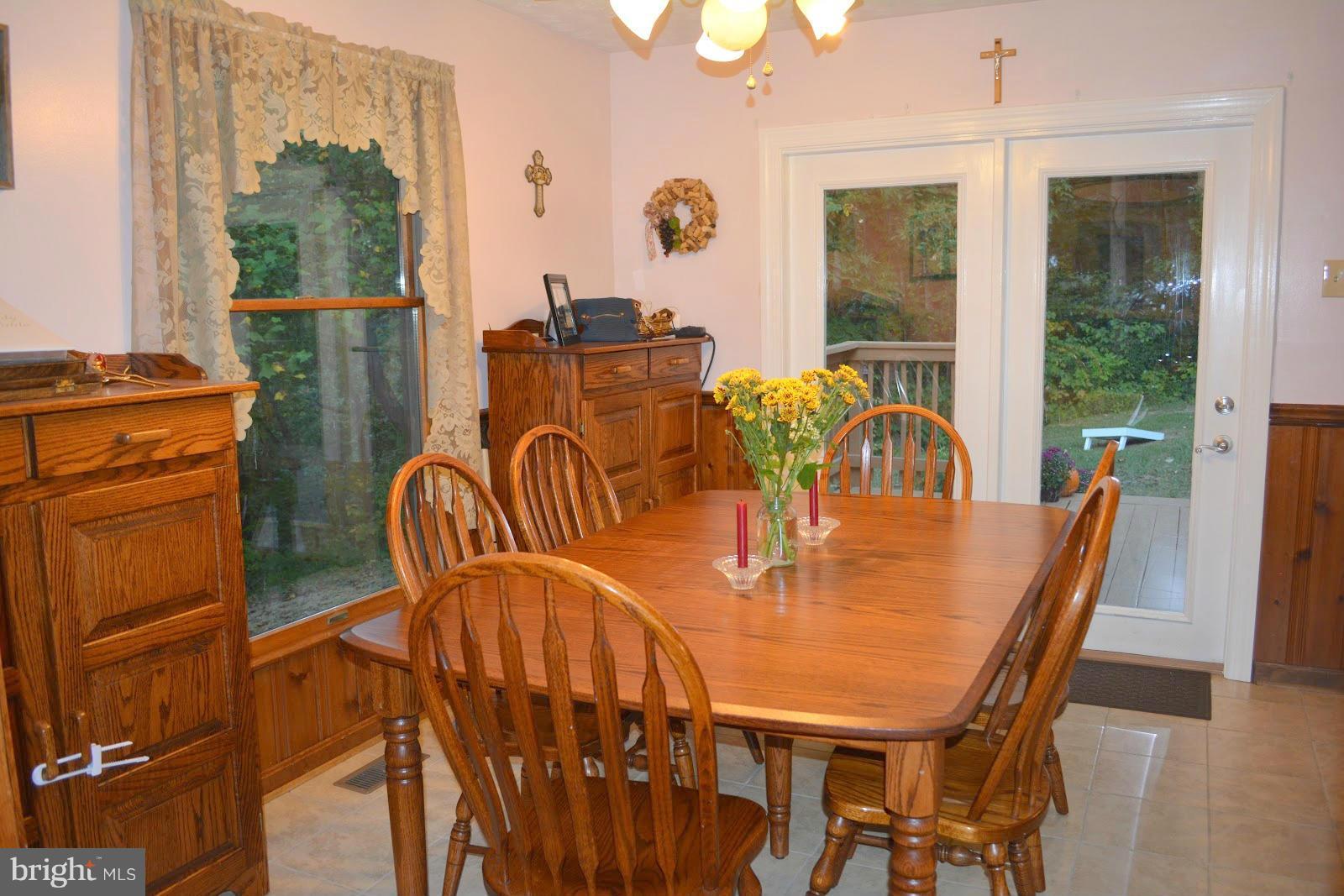 305 Copper Mine Road Front Royal, VA 22630 - Photo 10 of 30 Dining Room