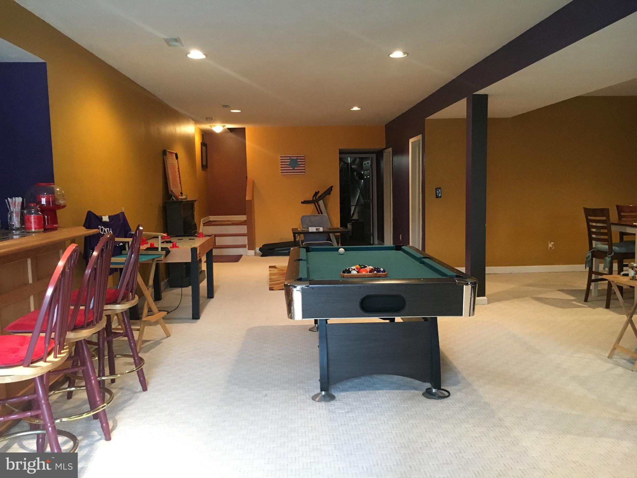 2607 Bachman Road Westminster, MD 21157 - Photo 15 of 30 Family Room