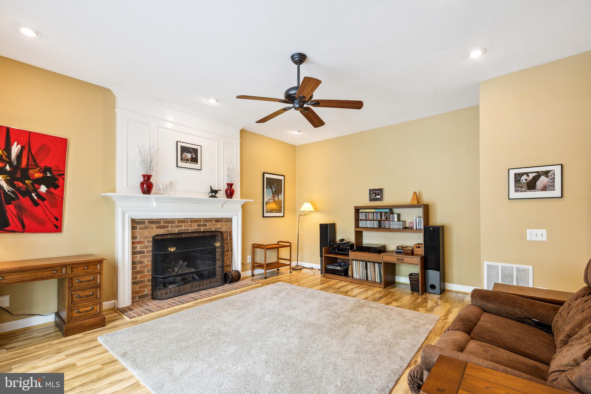 9720 Hidden Valley Road Vienna, VA 22181 - Photo 18 of 54 Gallery Image 18