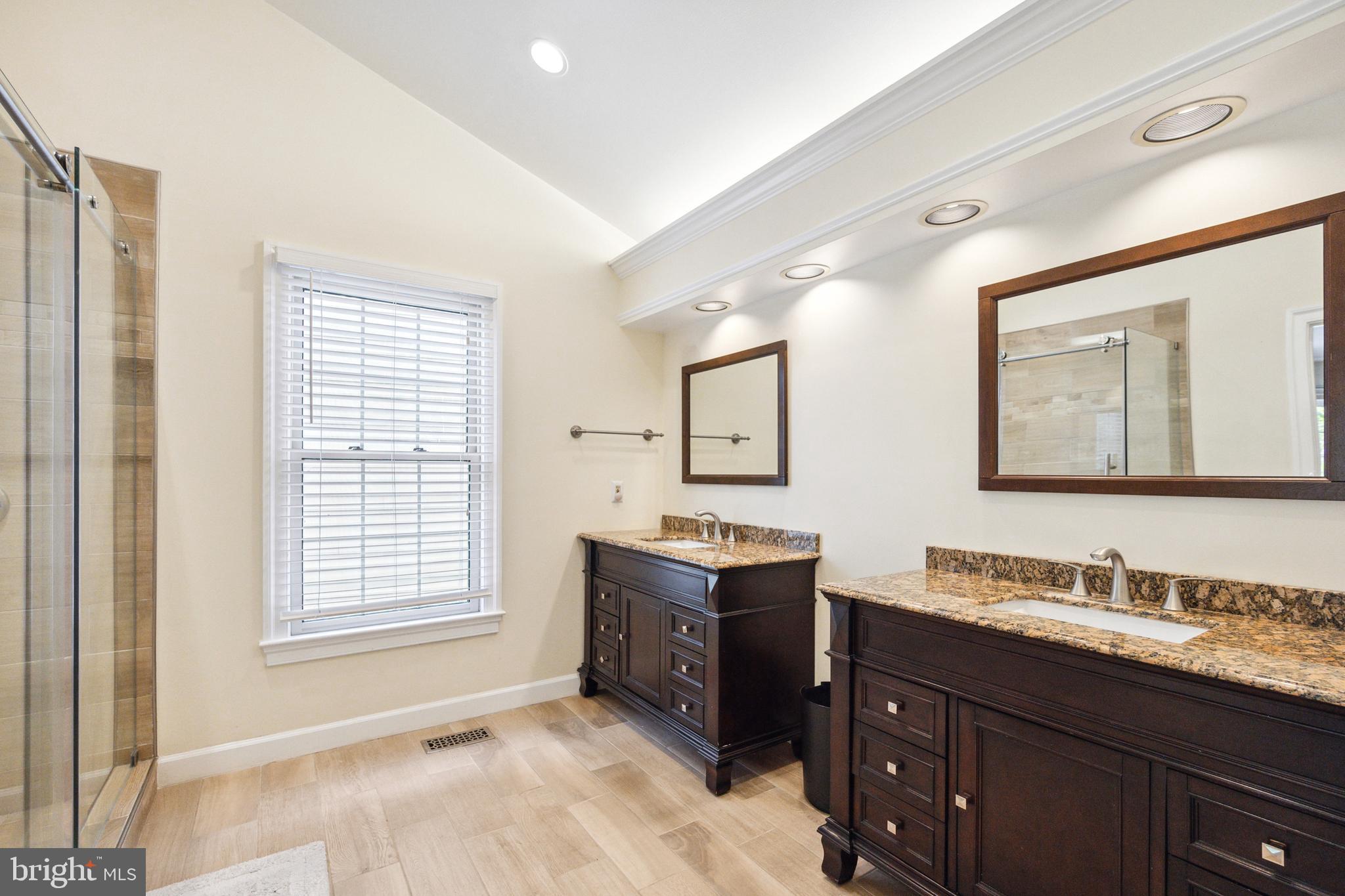 9720 Hidden Valley Road Vienna, VA 22181 - Photo 38 of 54 Gallery Image 38