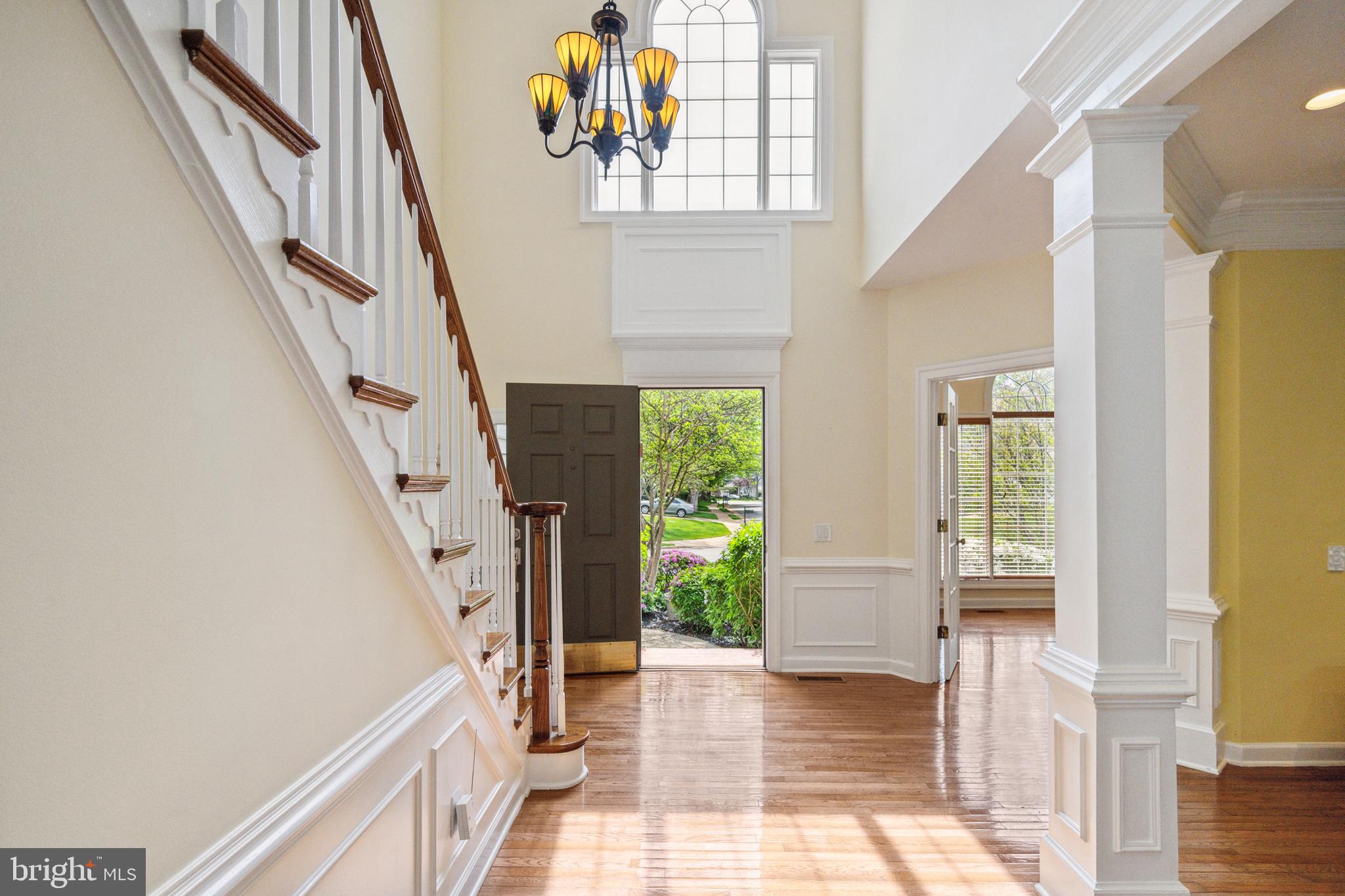 9720 Hidden Valley Road Vienna, VA 22181 - Photo 4 of 54 Gallery Image 4