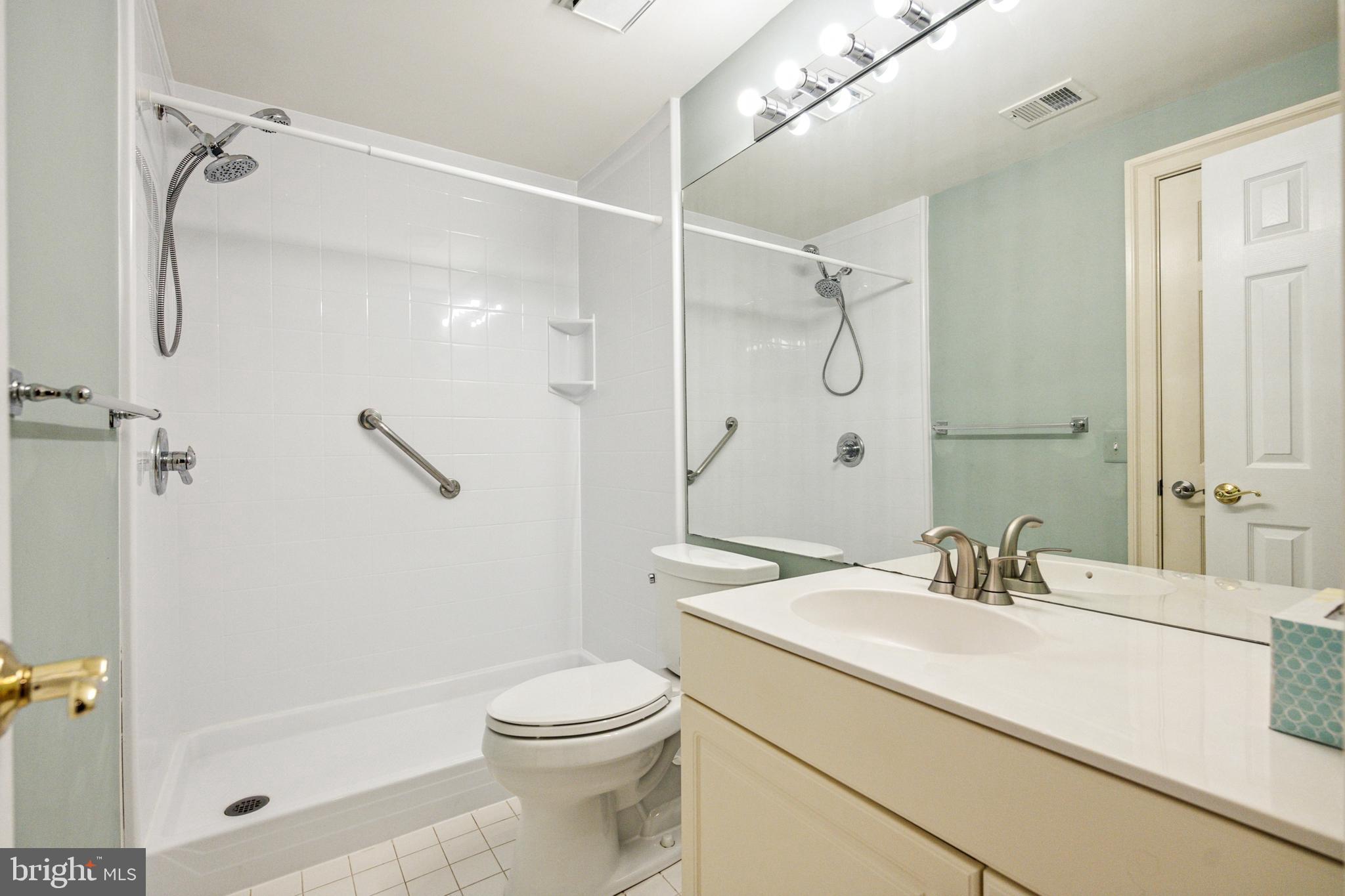 9720 Hidden Valley Road Vienna, VA 22181 - Photo 43 of 54 Gallery Image 43