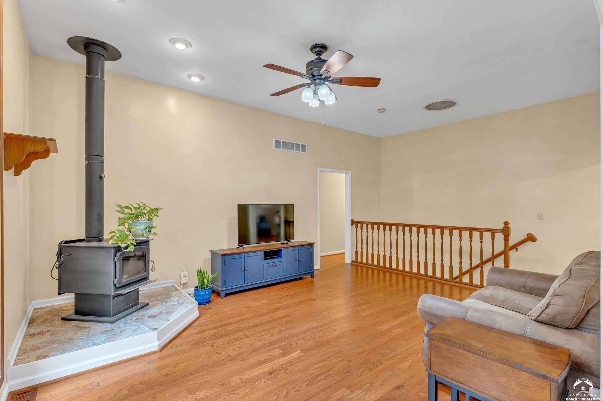 681 North 1495th Road Lawrence, KS 66049 - Photo 22 of 65 Gallery Image 22