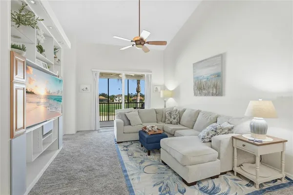 $225,000 | 811 Fairwaycove Lane, Unit 204, Bradenton, FL 34212