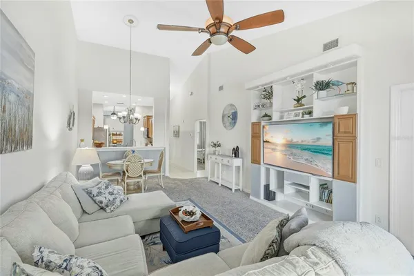 $225,000 | 811 Fairwaycove Lane, Unit 204, Bradenton, FL 34212