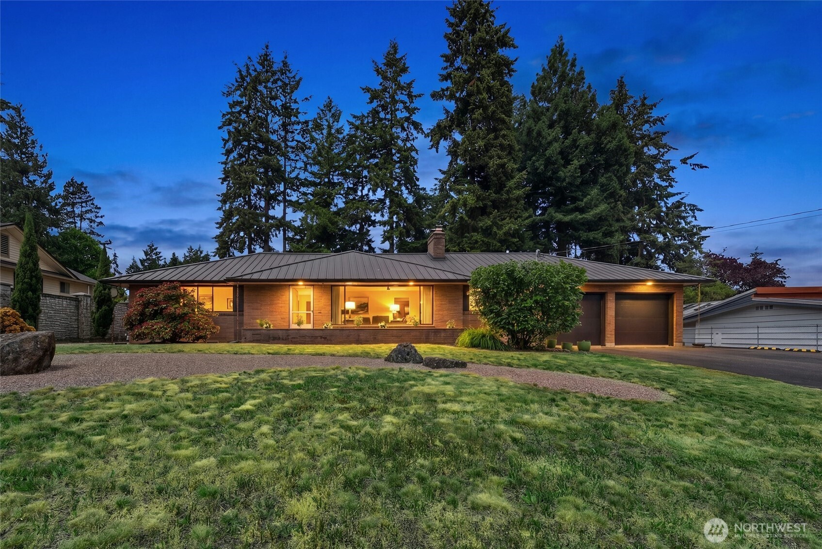 4612 View Drive Everett, WA 98203 - Photo 1 of 34