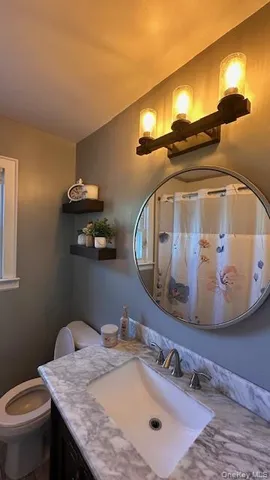 $765,500 | 422 St Agnes Place, Franklin Square, NY 11010