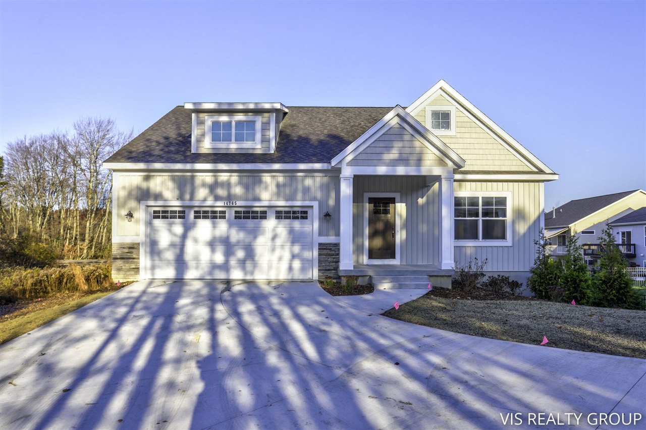 14765 Edenbridge St Spring Lake, Unit AC70 Spring Lake, MI 49456 - Photo 1 of 37
