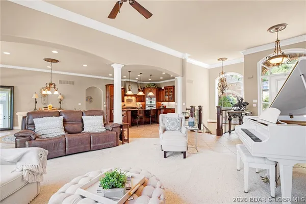 $2,189,000 | 1163 Beacon Pointe Circle, Lake Ozark, MO 65049