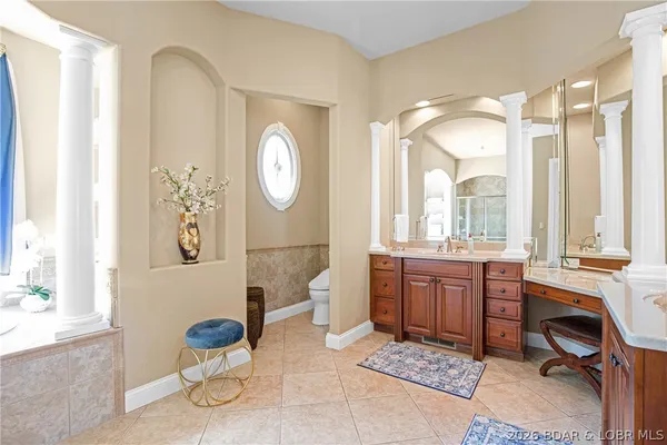 $2,189,000 | 1163 Beacon Pointe Circle, Lake Ozark, MO 65049