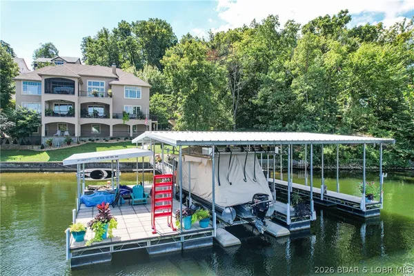 $2,189,000 | 1163 Beacon Pointe Circle, Lake Ozark, MO 65049