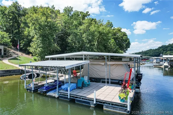 $2,189,000 | 1163 Beacon Pointe Circle, Lake Ozark, MO 65049