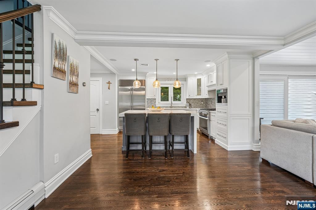 689 Colonial Road Franklin Lakes, NJ 07417 - Photo 17 of 42 Gallery Image 17