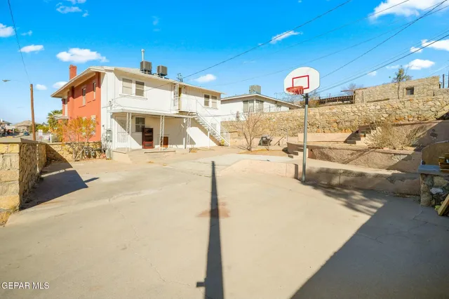 $369,000 | 500 Fewel Street, Unit A & B, El Paso, TX 79902