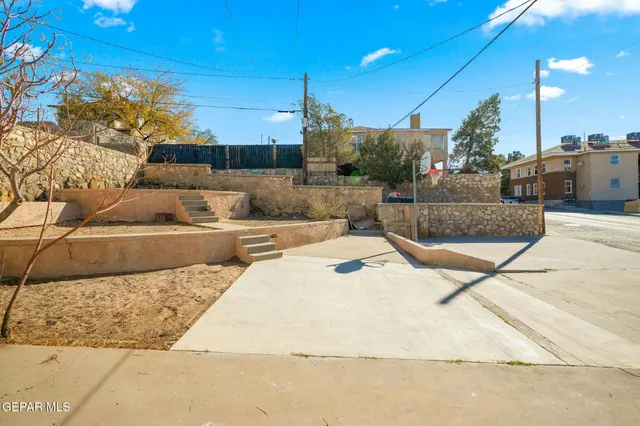 $369,000 | 500 Fewel Street, Unit A & B, El Paso, TX 79902