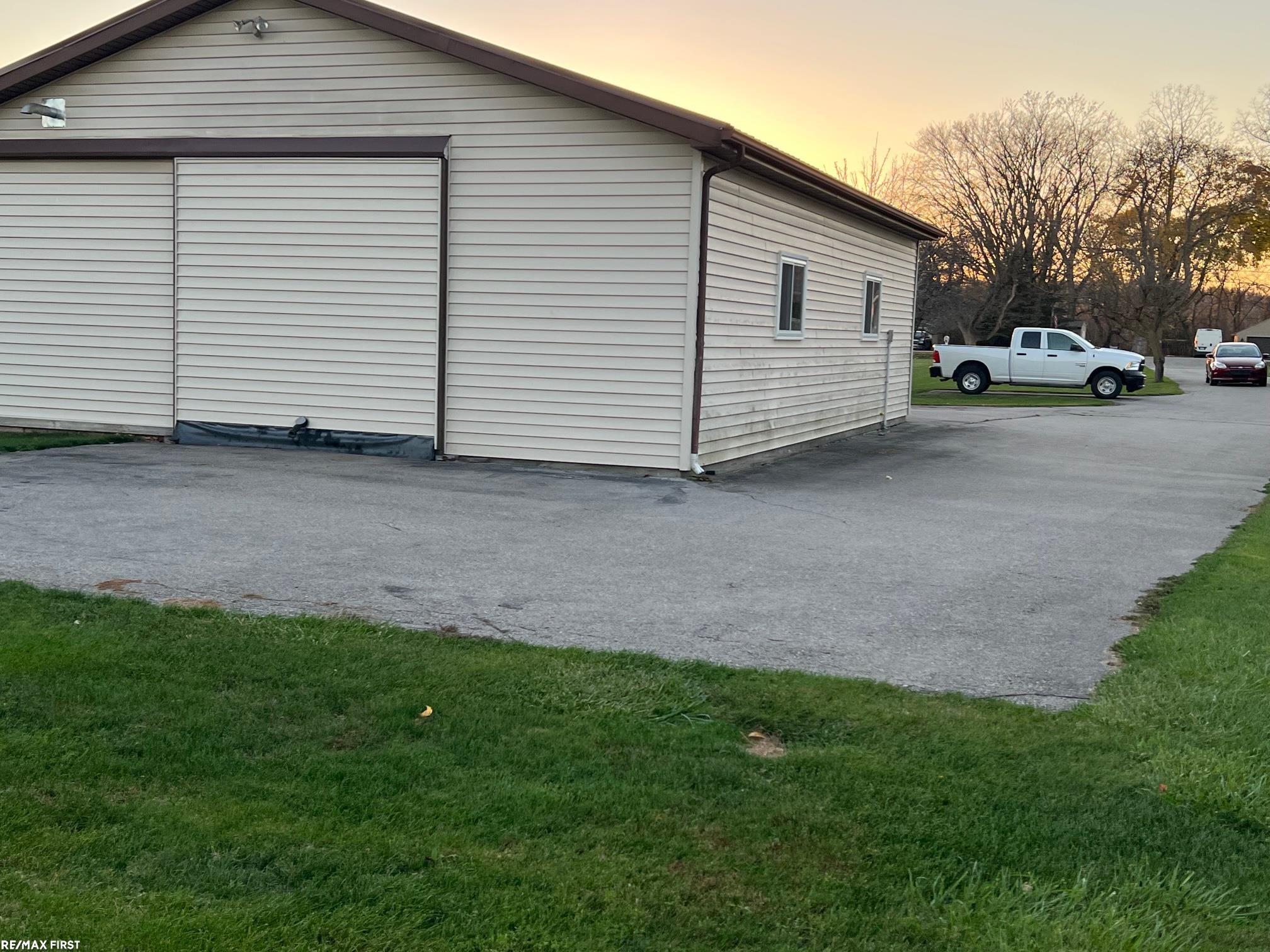 55400 Hayes Road Macomb, MI 48042 - Photo 19 of 19 Gallery Image 19