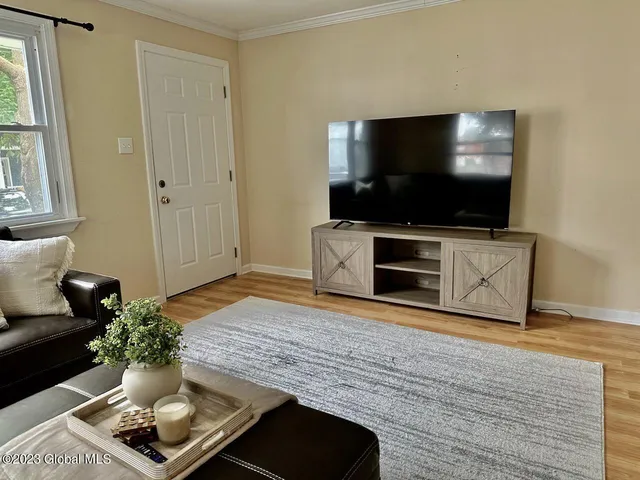 $769,900 | 74 Walnut Street, Saratoga Springs, NY 12866